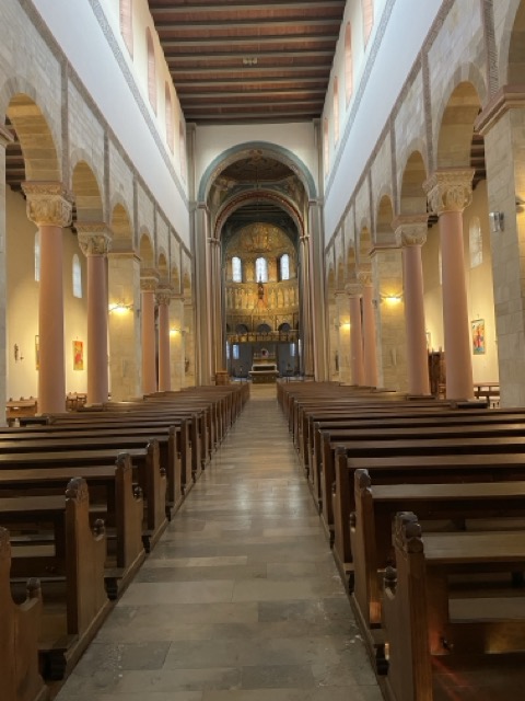 St. Godehard Kirchsaal