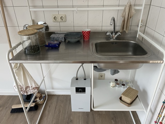 Minimalistische küchenzeile