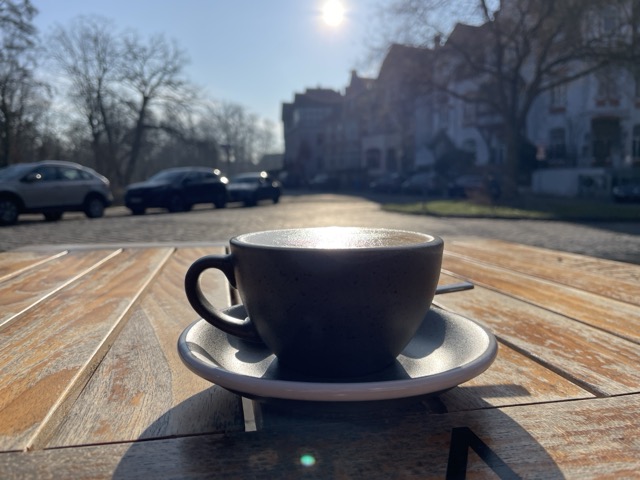 Sonne genießen im Café in Hildesheim