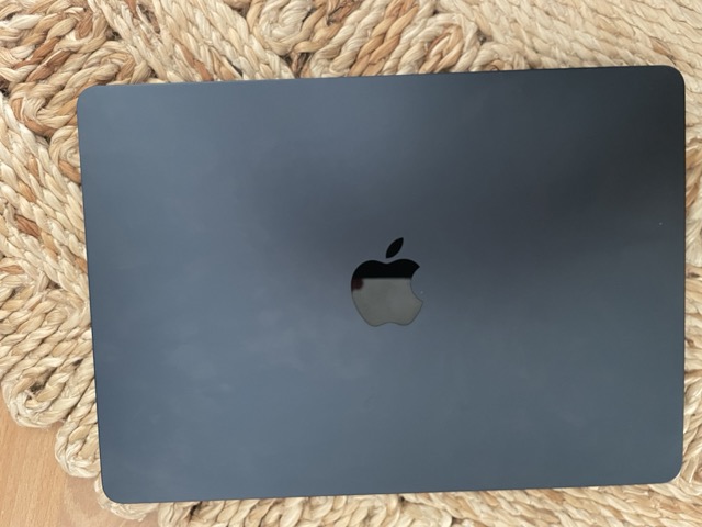 MacBook Air M2